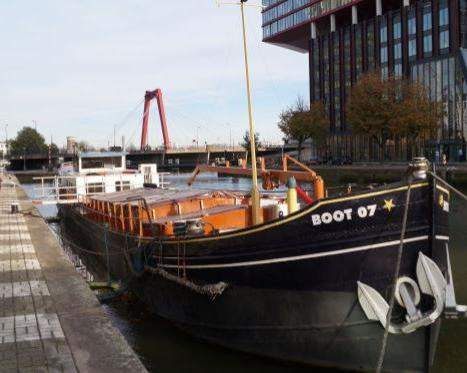 Afbeelding 1 van 6