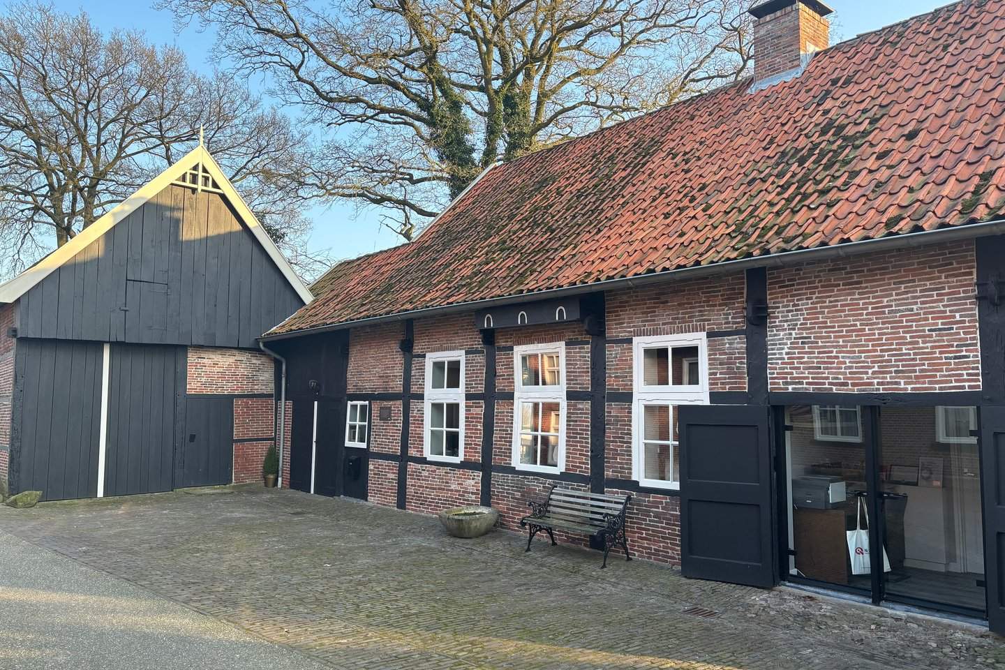 Afbeelding 1 van 12