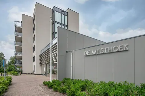 Seniorenappartement Prins Bernhardstraat 1-F, Zevenbergen - Te Huur