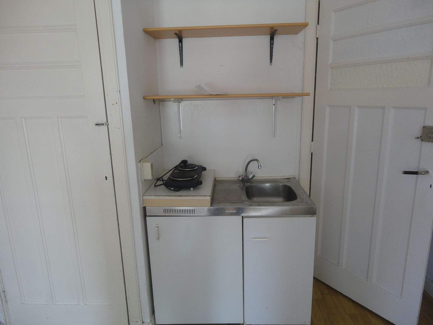 Image 4 of 4