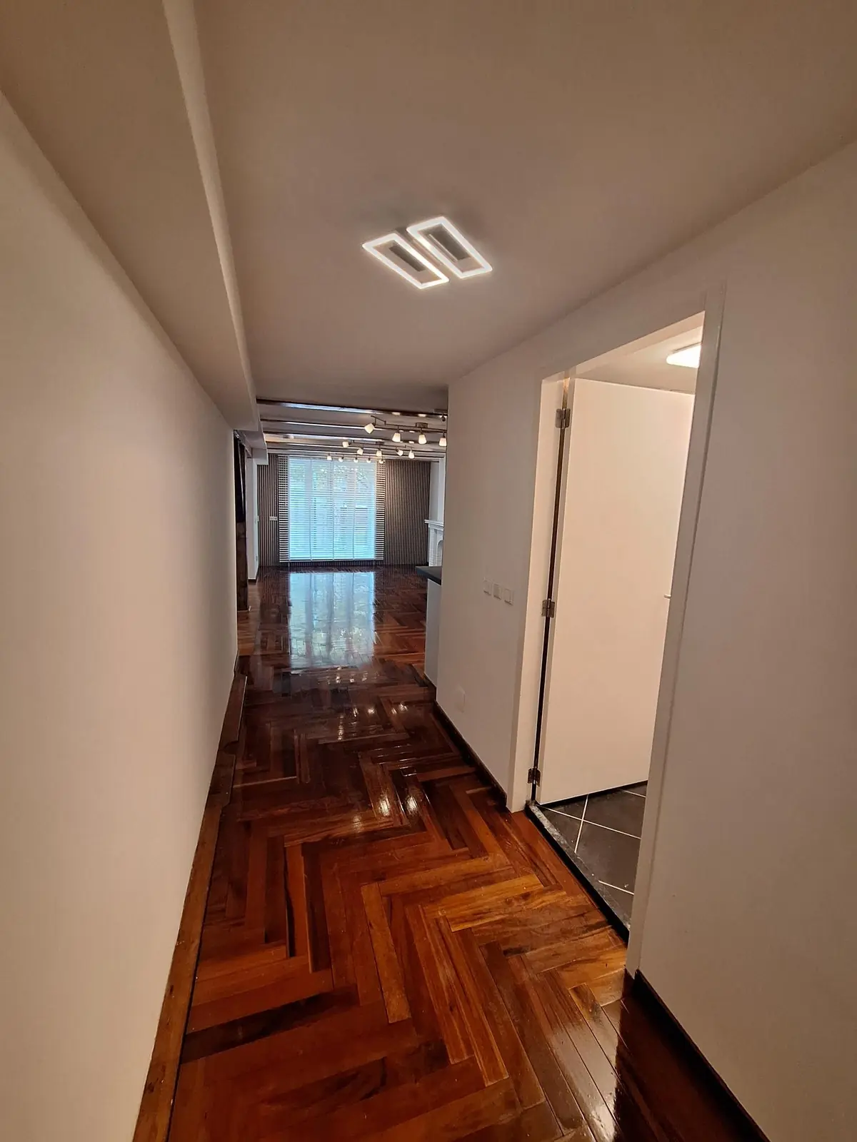 Image 19 of 23