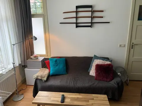 Spacious Unfurnished Room on Krekelstraat, Rotterdam