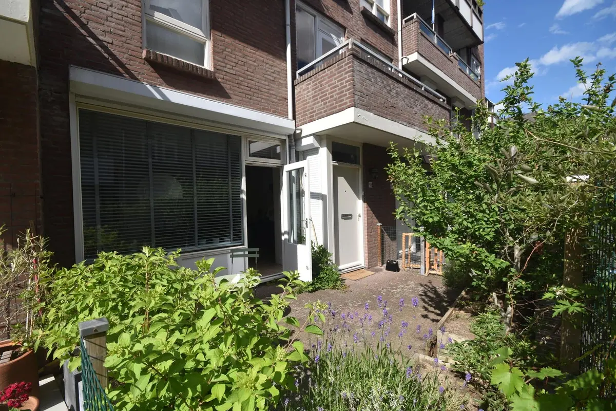 Image 1 of 1
