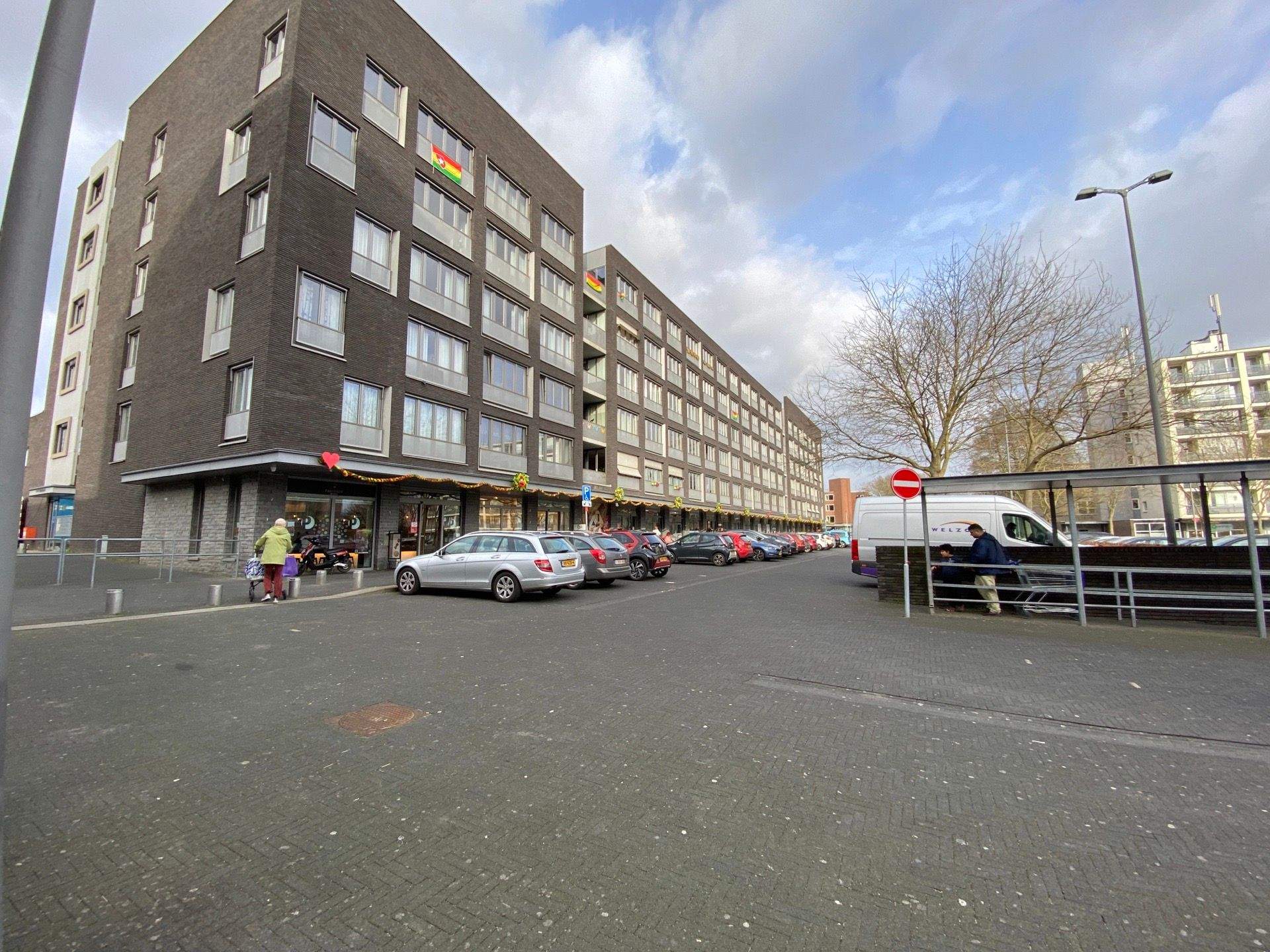 Bild 1 von 3