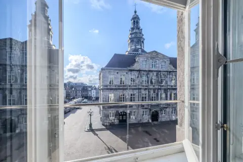 Gemeubileerd maisonnette-appartement aan de Markt 55-C, Maastricht stadscentrum
