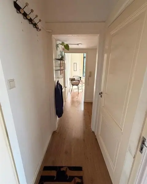 Image 4 of 10