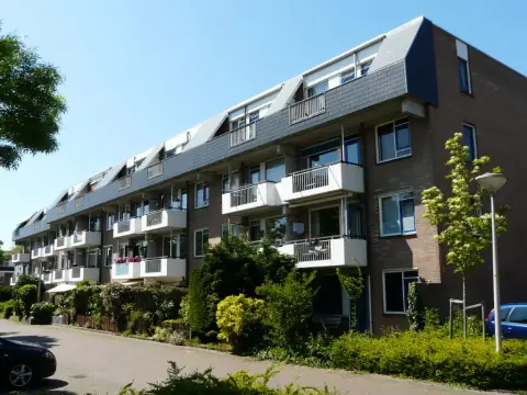 Apartment Oudlaan 49, Naaldwijk - For Rent