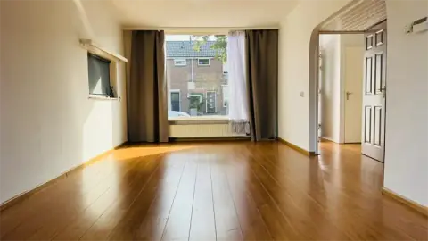 Corner House James Rossstraat, Enschede - For Rent