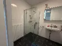 Afbeelding 1 van 9