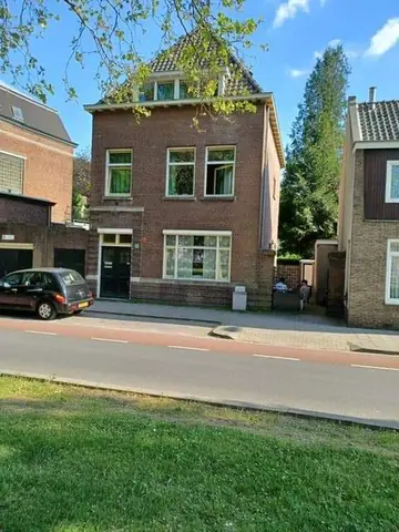 Möbliertes Zimmer am Korvelplein, Tilburg - Zu vermieten