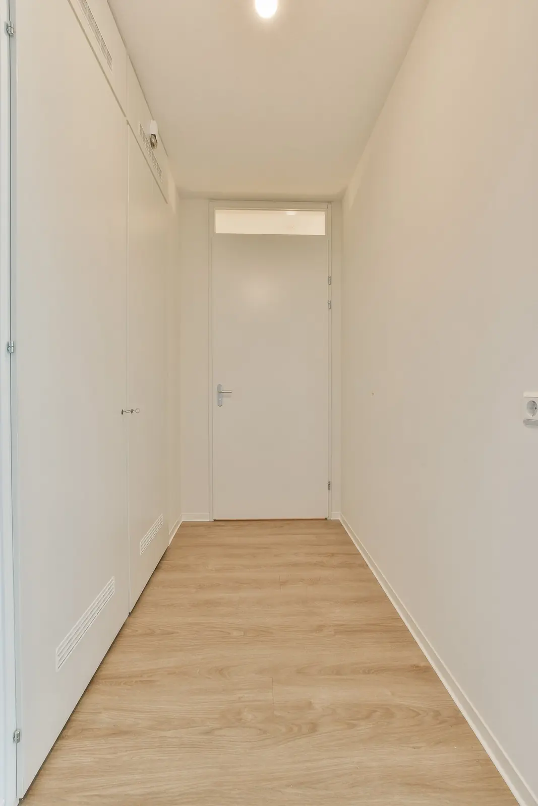 Image 8 of 8