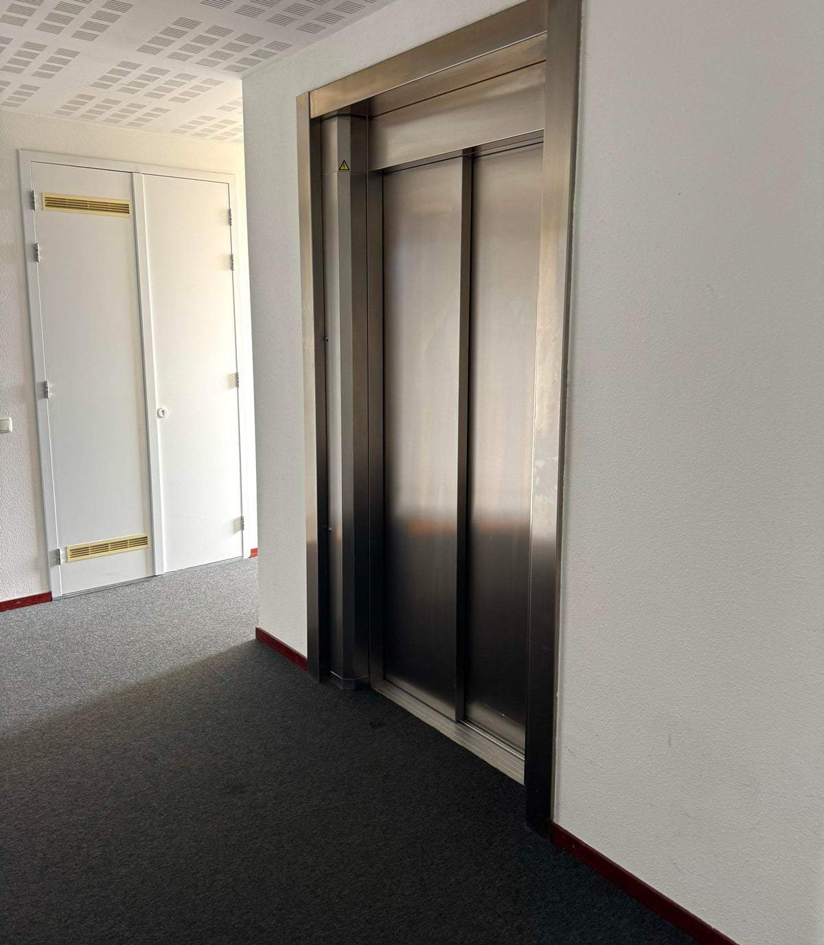 Bild 2 von 34