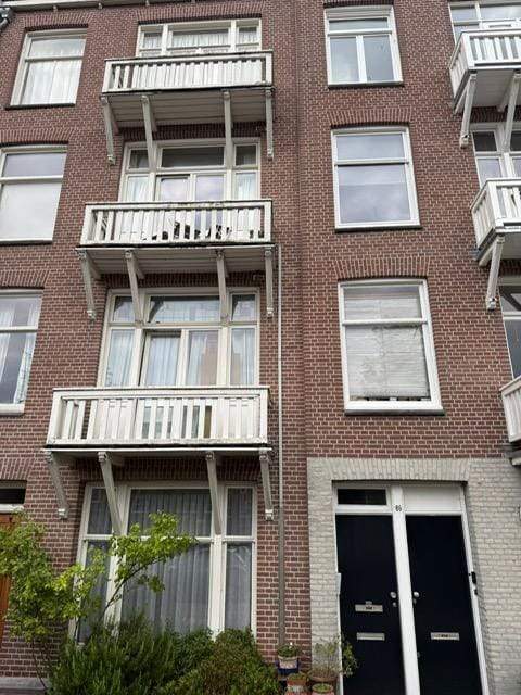 Image 1 sur 9