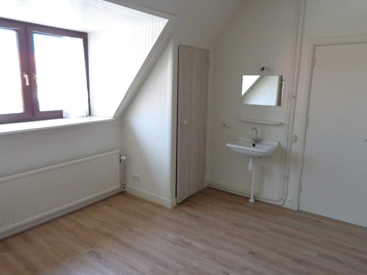 Bild 3 von 9