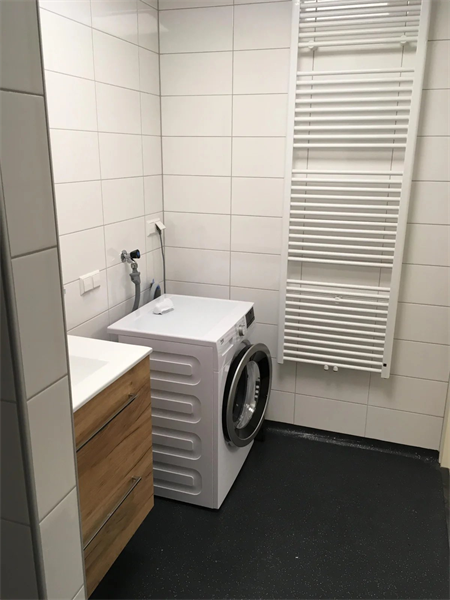 Image 10 of 13