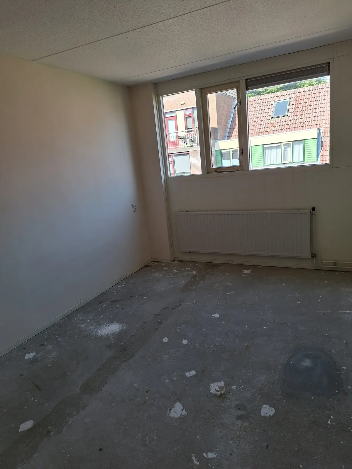 Image 11 of 23