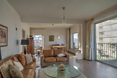 Gemeubileerd 3-kamerappartement Zeekant 102-H, Den Haag - Te Huur