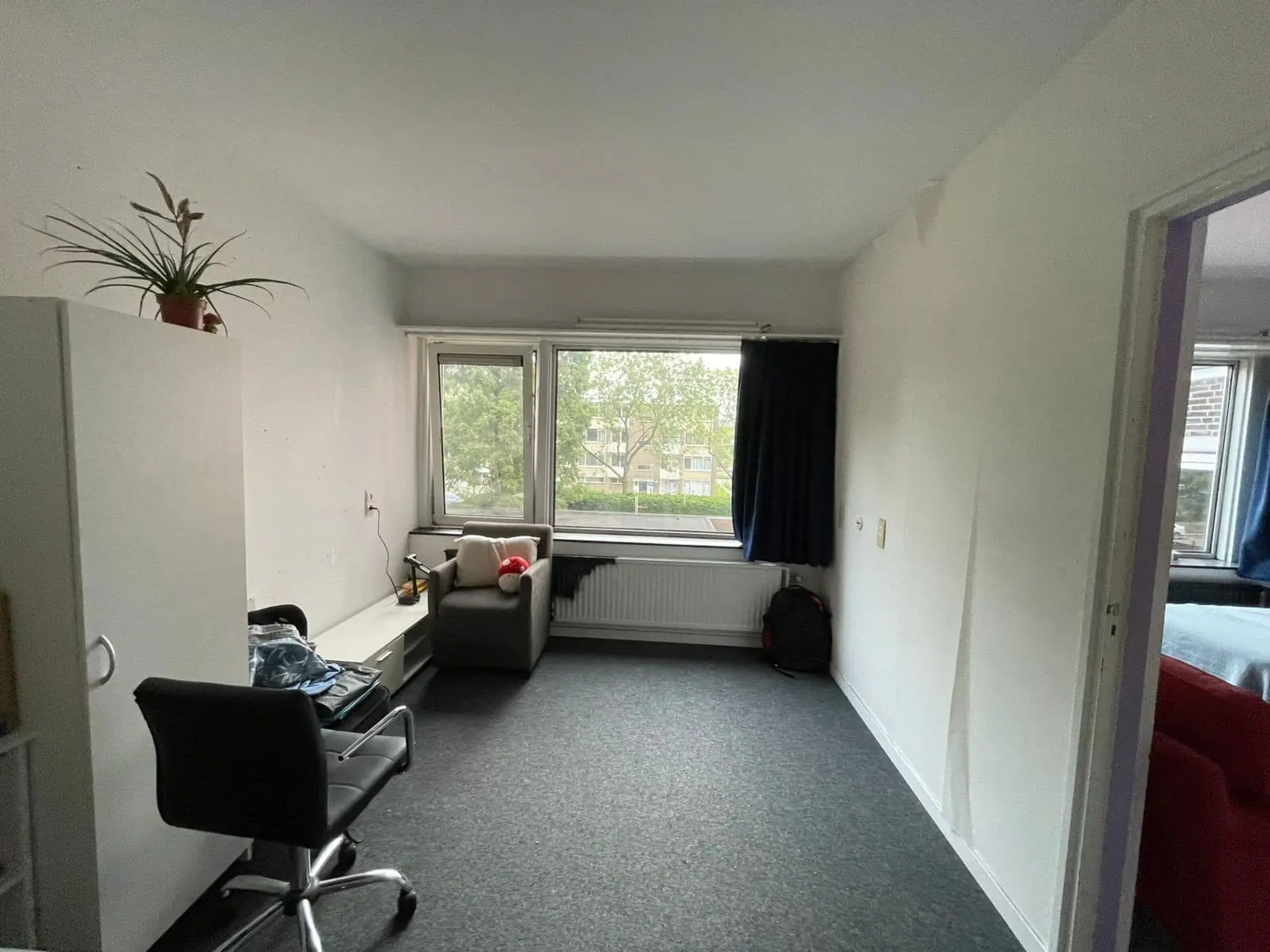 Image 6 of 6