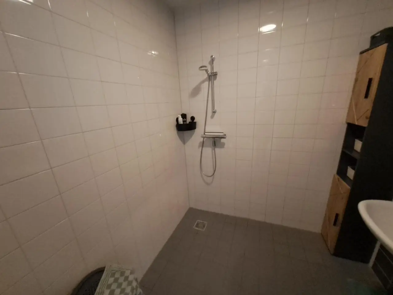 Image 7 of 14