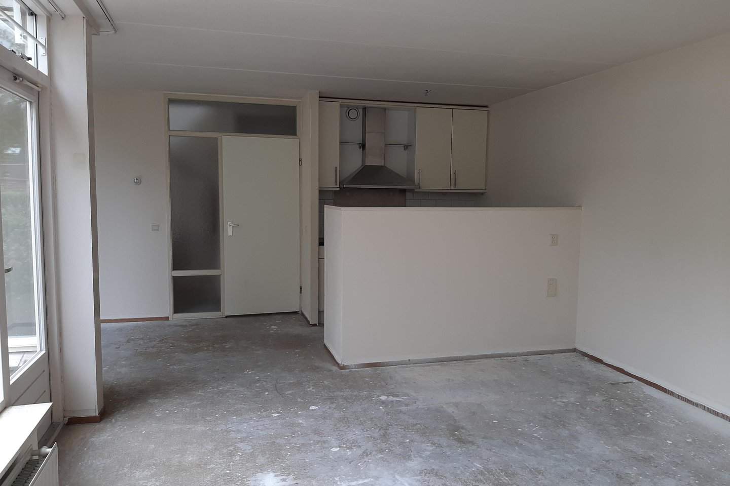Bild 2 von 12