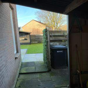 Image 14 of 16