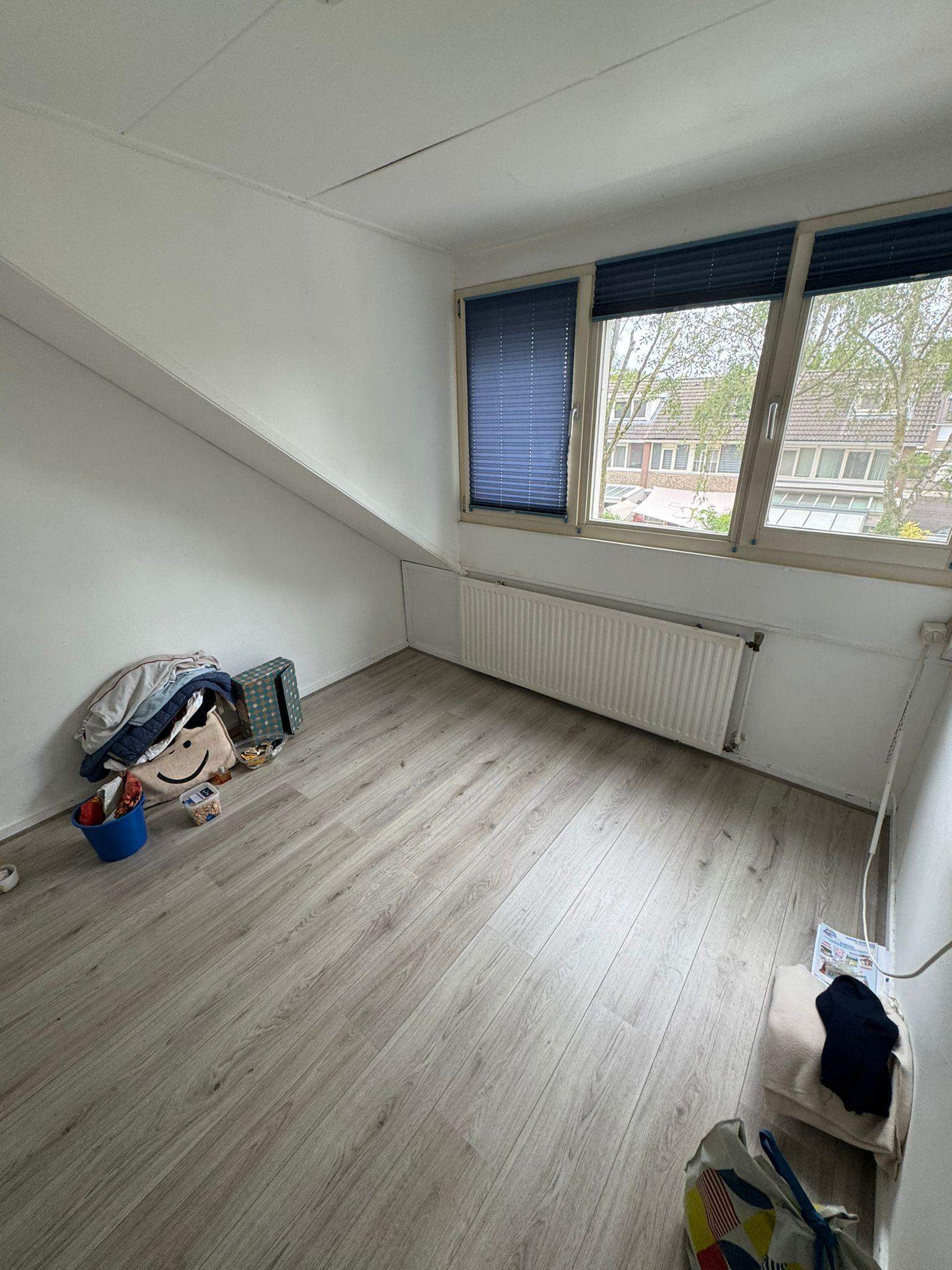 Bild 1 von 2