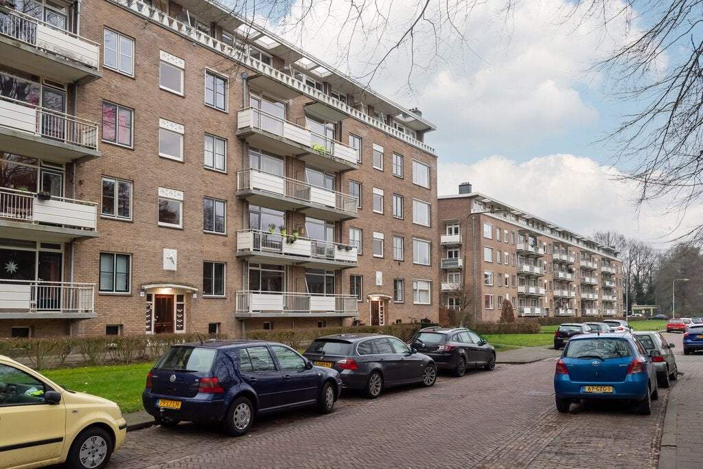 Afbeelding 2 van 28