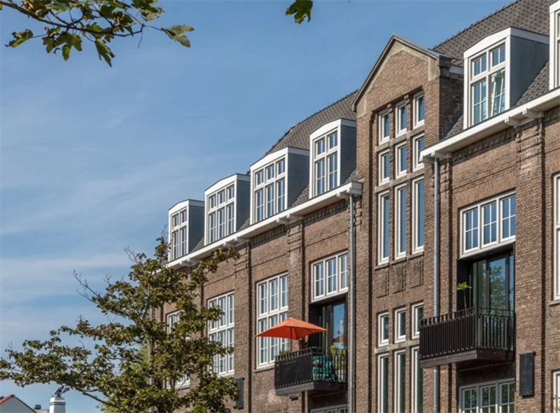 Afbeelding 1 van 6