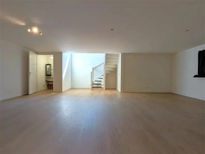 Image 20 of 30