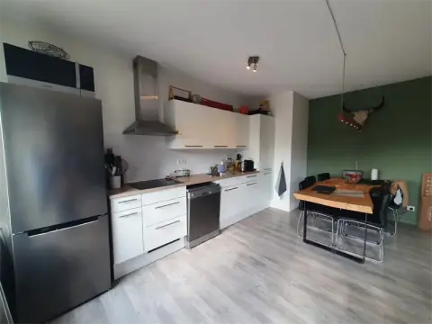 Apartamento de 3 habitaciones en Kadeplein, Roosendaal - En alquiler