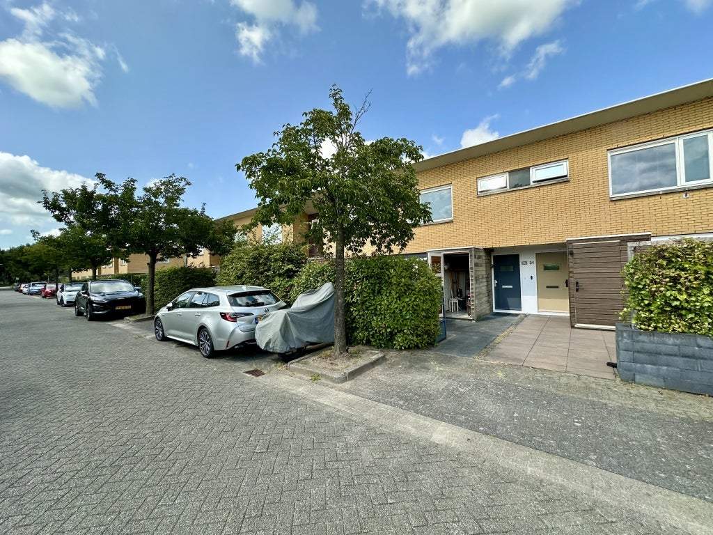 Bild 1 von 37