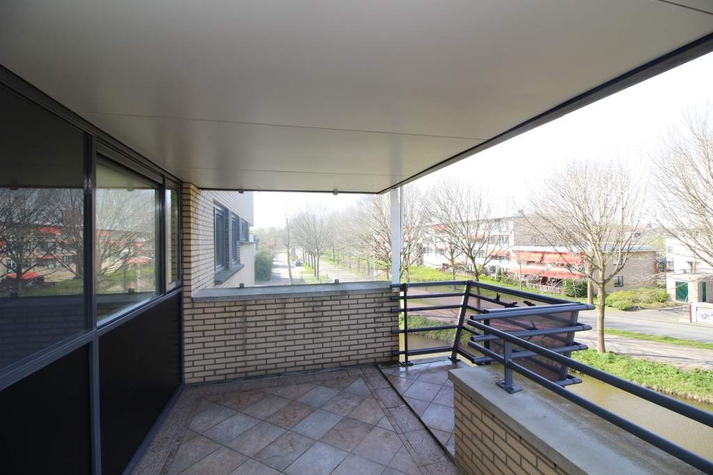 Image 13 of 29