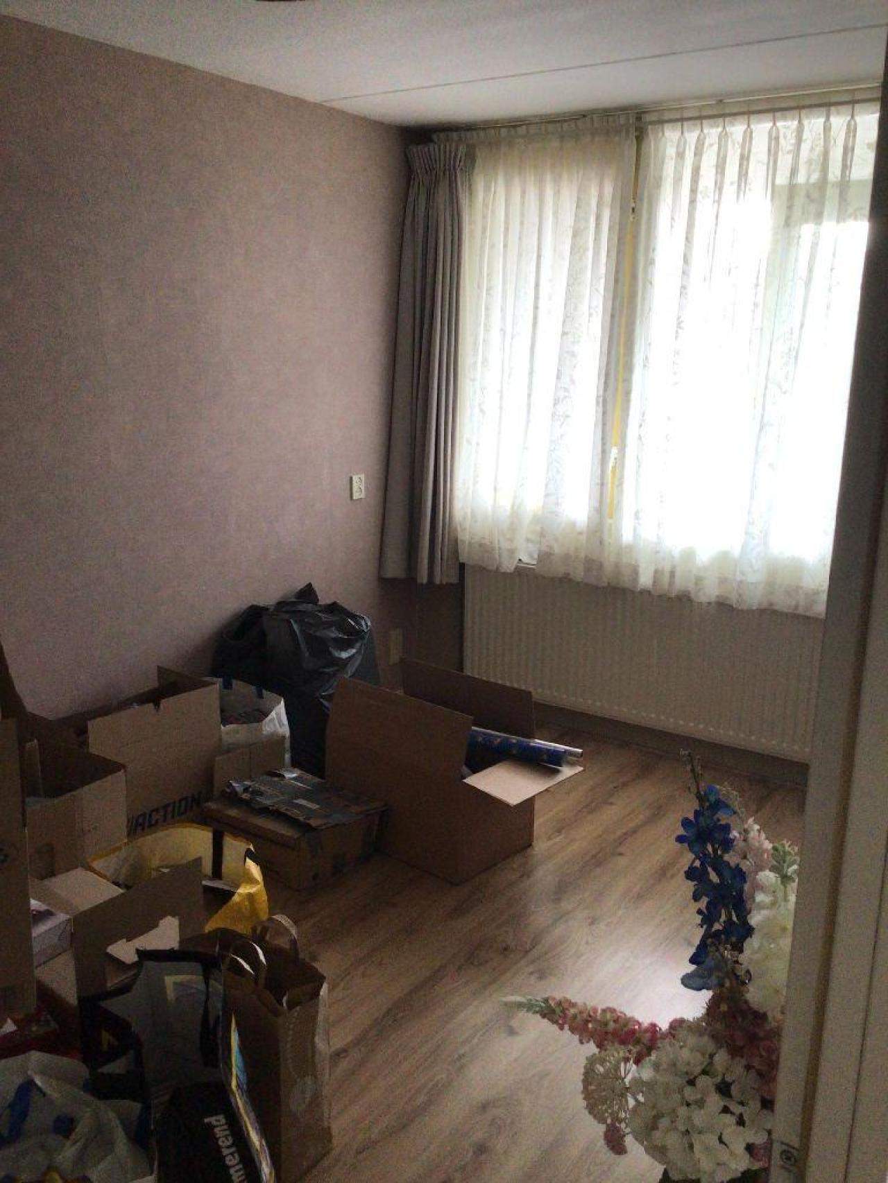 Image 6 sur 9