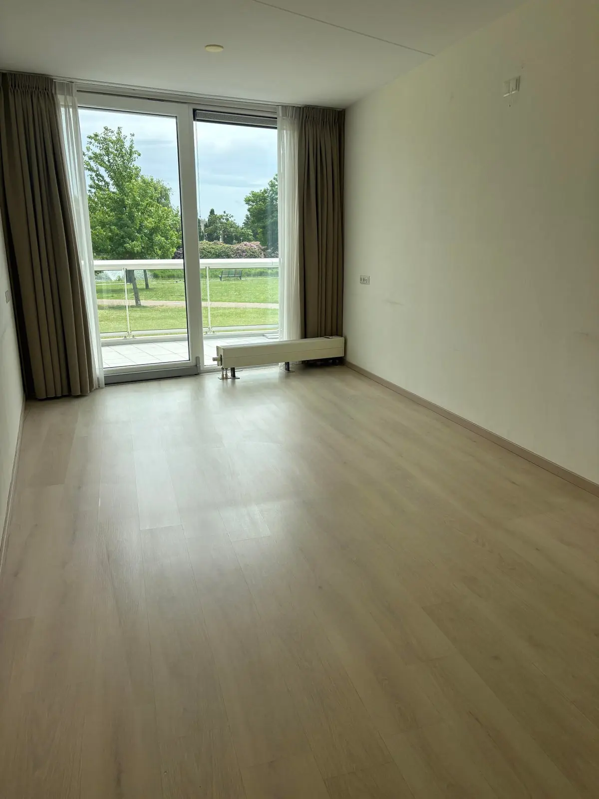 Image 12 of 21