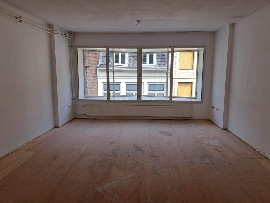 Image 2 of 13