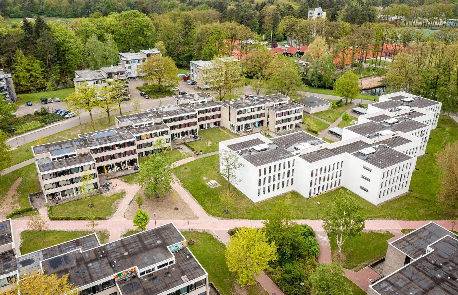 Bild 2 von 9