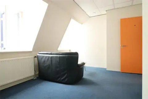 Habitación 1e Dorpsstraat, Zeist — En Alquiler