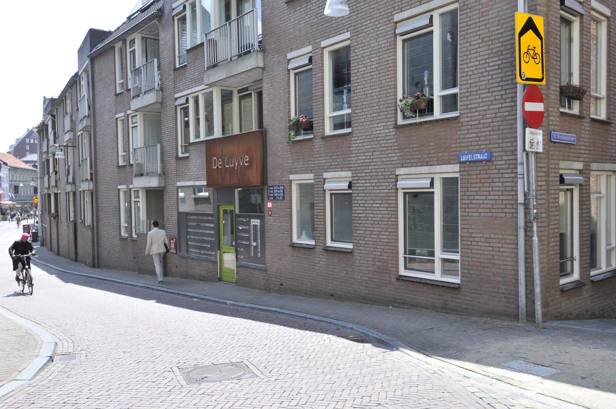 Afbeelding 1 van 1