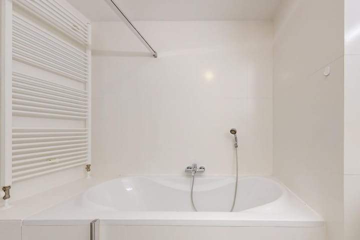 Image 19 of 31