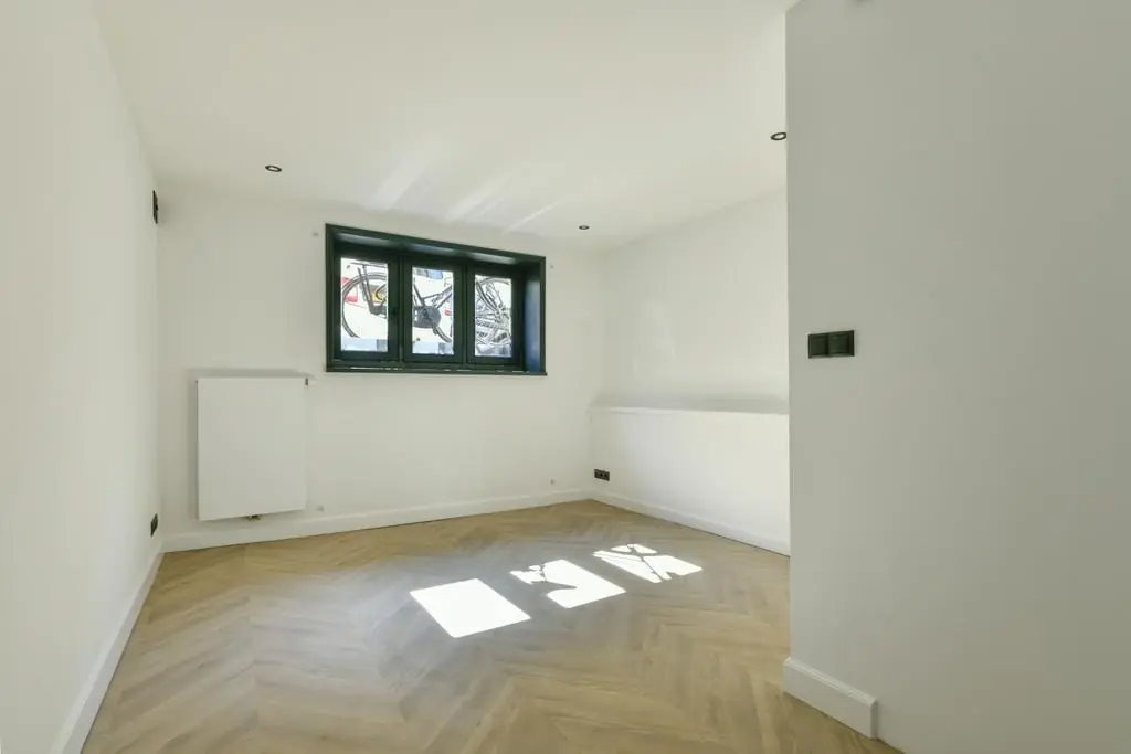 Image 11 sur 25