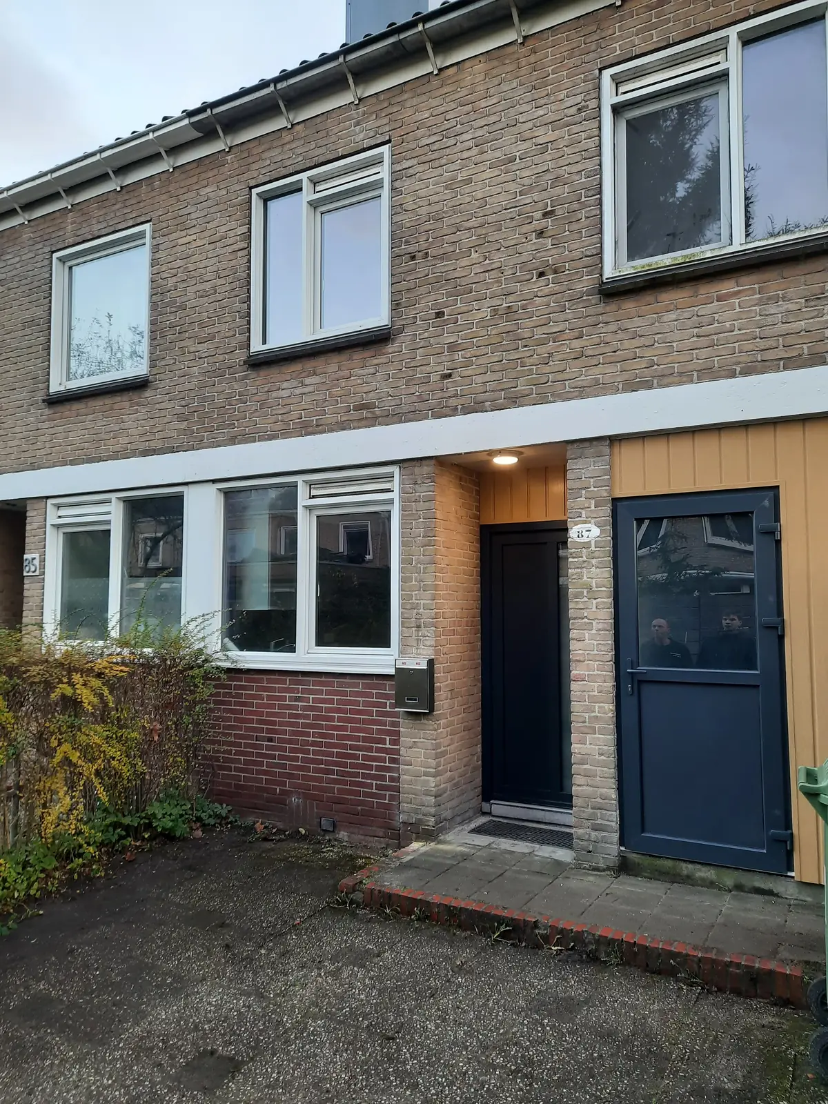 Image 10 of 10