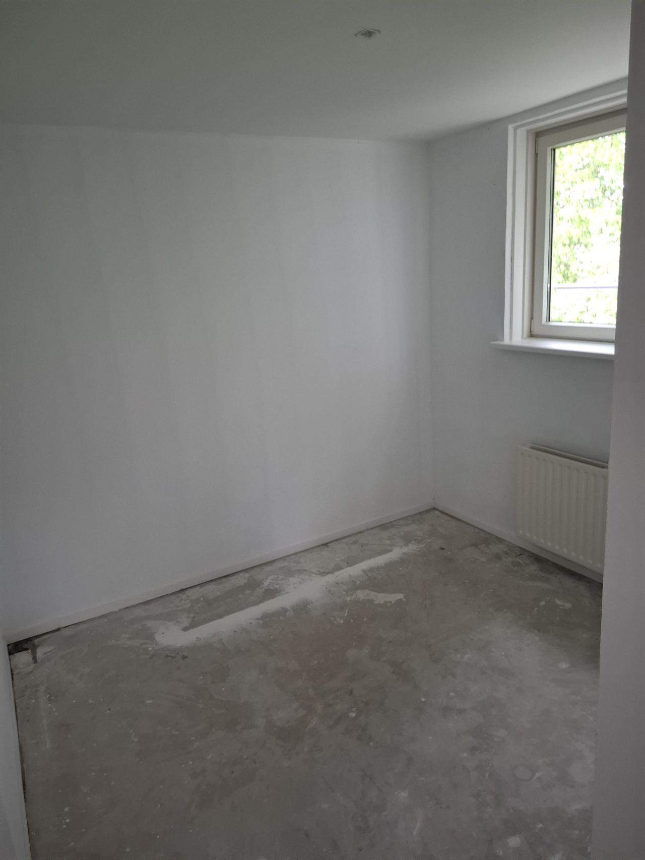Image 5 of 9