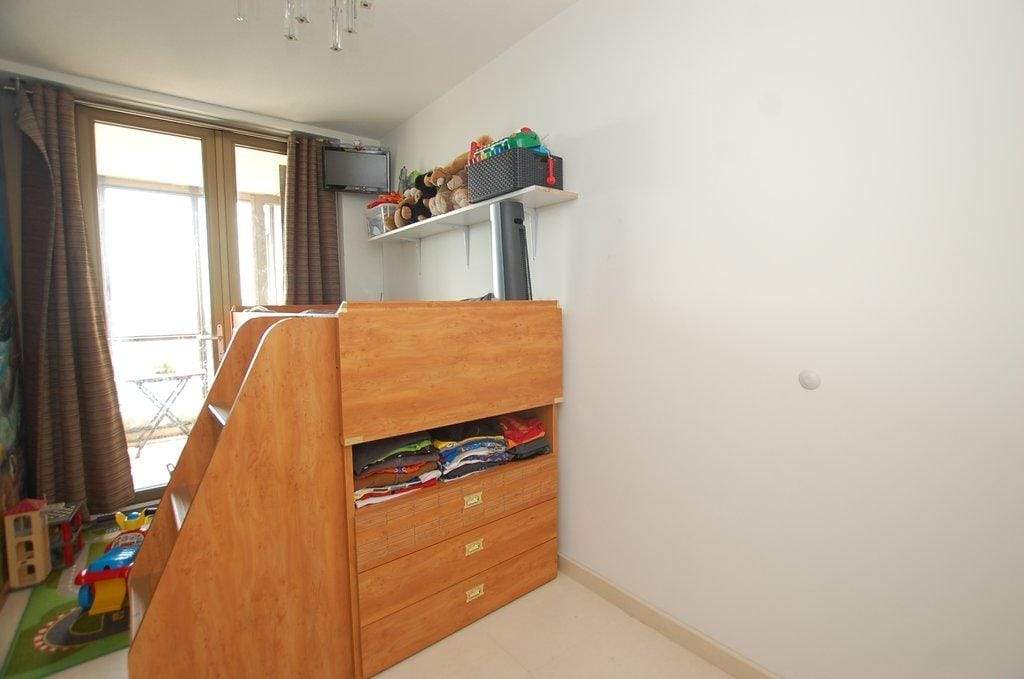 Image 11 of 19