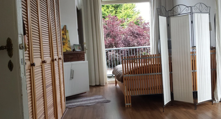Bild 2 von 4