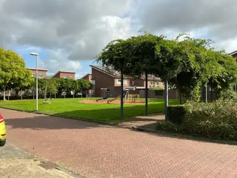 Tussenwoning Kommavlinder 19, Hoogeveen - Te huur