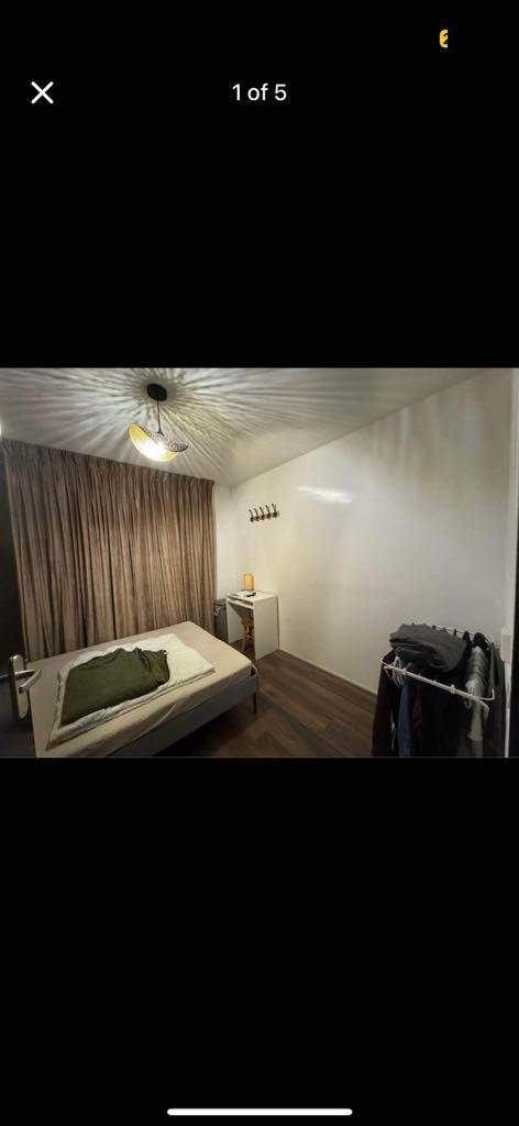 Image 1 sur 4