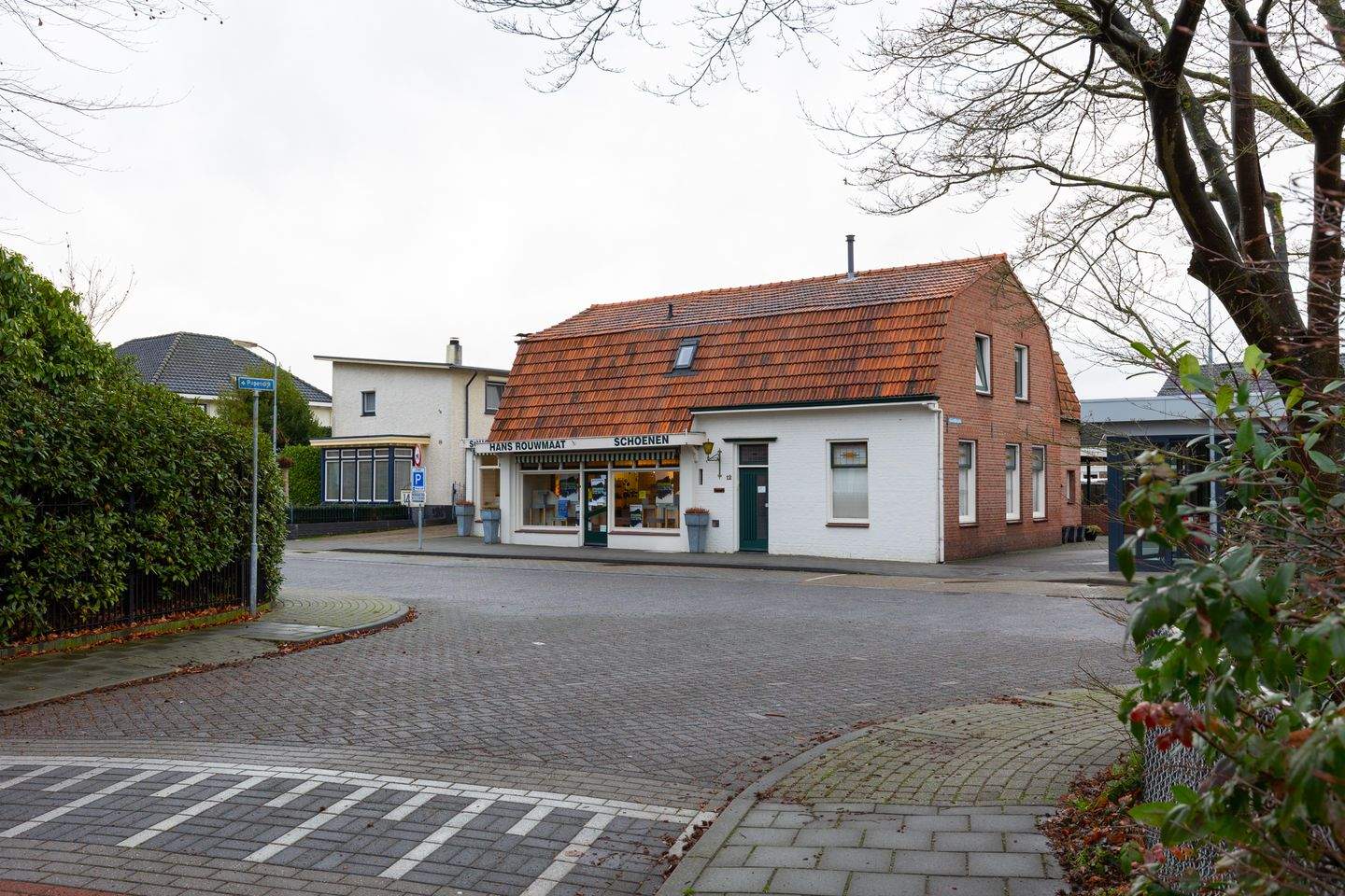Afbeelding 1 van 12