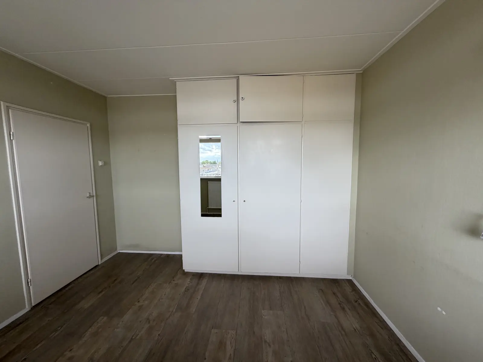 Image 14 sur 23