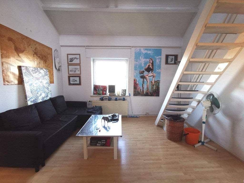 Bild 3 von 9
