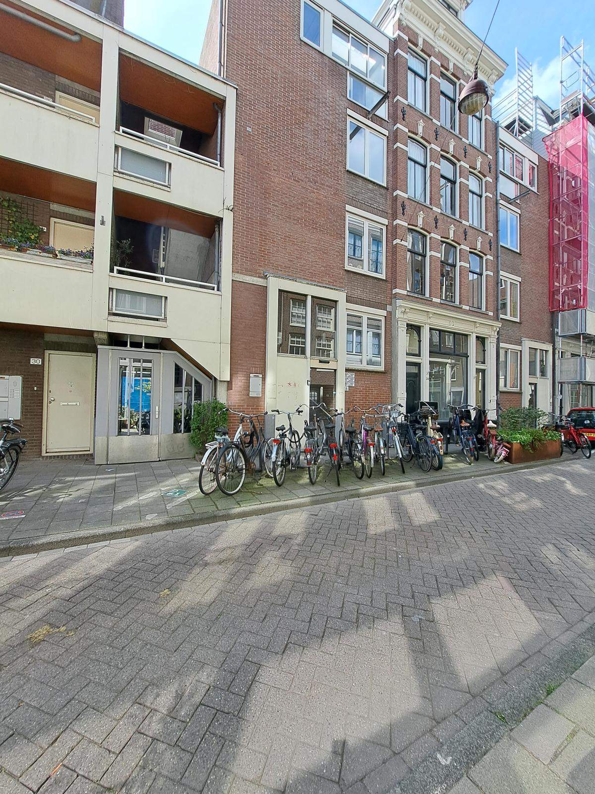 Bild 1 von 21